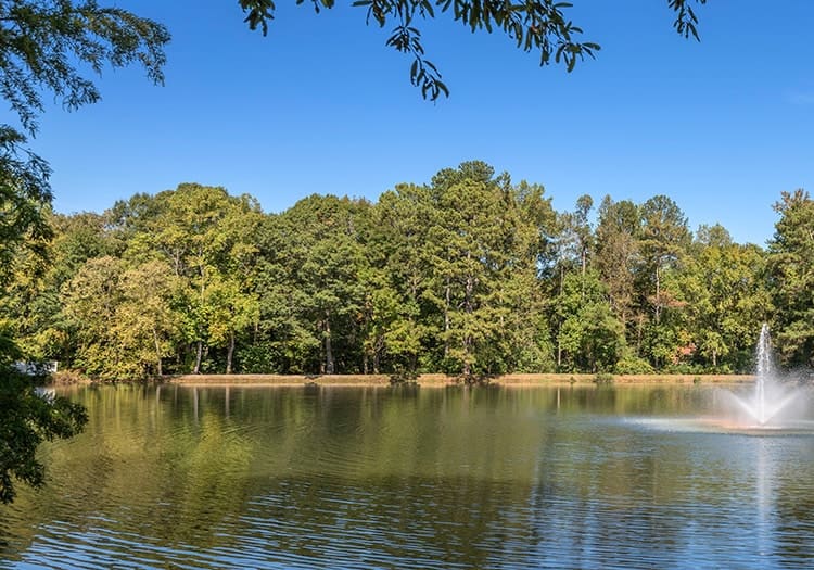 Lake at MAA River Place luxury apartment homes in Atlanta, GA