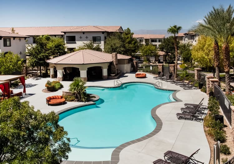 Pool at Colonial Grand at Desert Vista luxury apartment homes in Las Vegas, NV