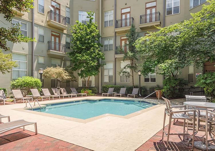 Pool at MAA Gateway luxury apartment homes in Charlotte, NC