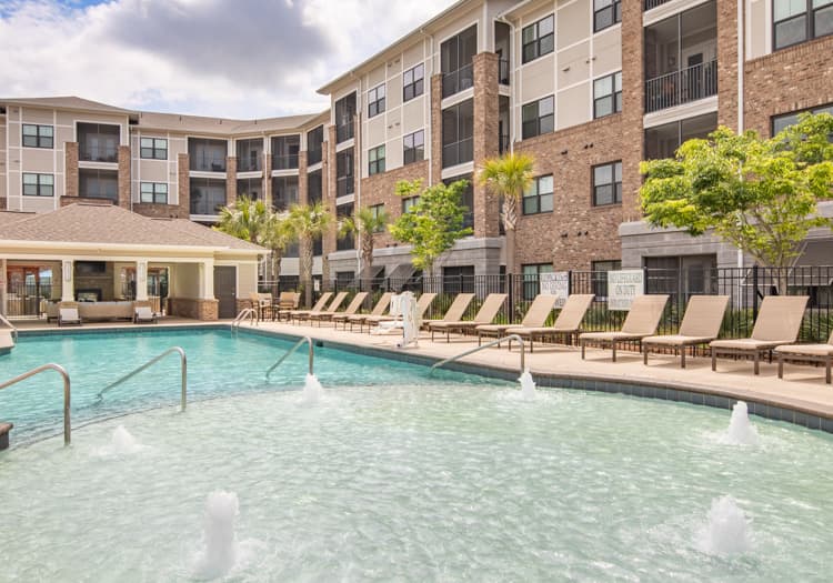 Pool at MAA 1201 Midtown luxury apartment homes in Mt. Pleasant, SC