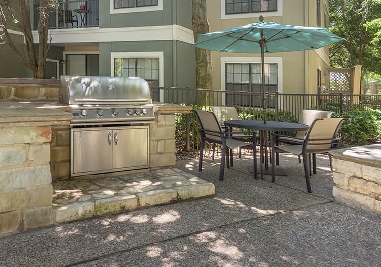 Grill Area 2 at MAA Sunset Valley luxury apartment homes in Austin, TX