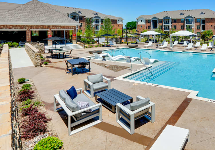 Pool 2 at MAA Copper Ridge luxury apartment homes in Dallas, TX
