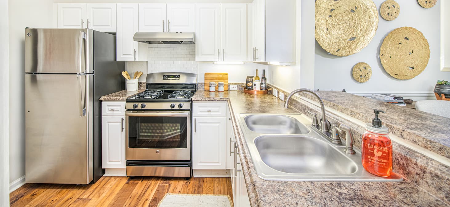 Kitchen at MAA Pleasant Hill luxury apartment homes in Atlanta, GA