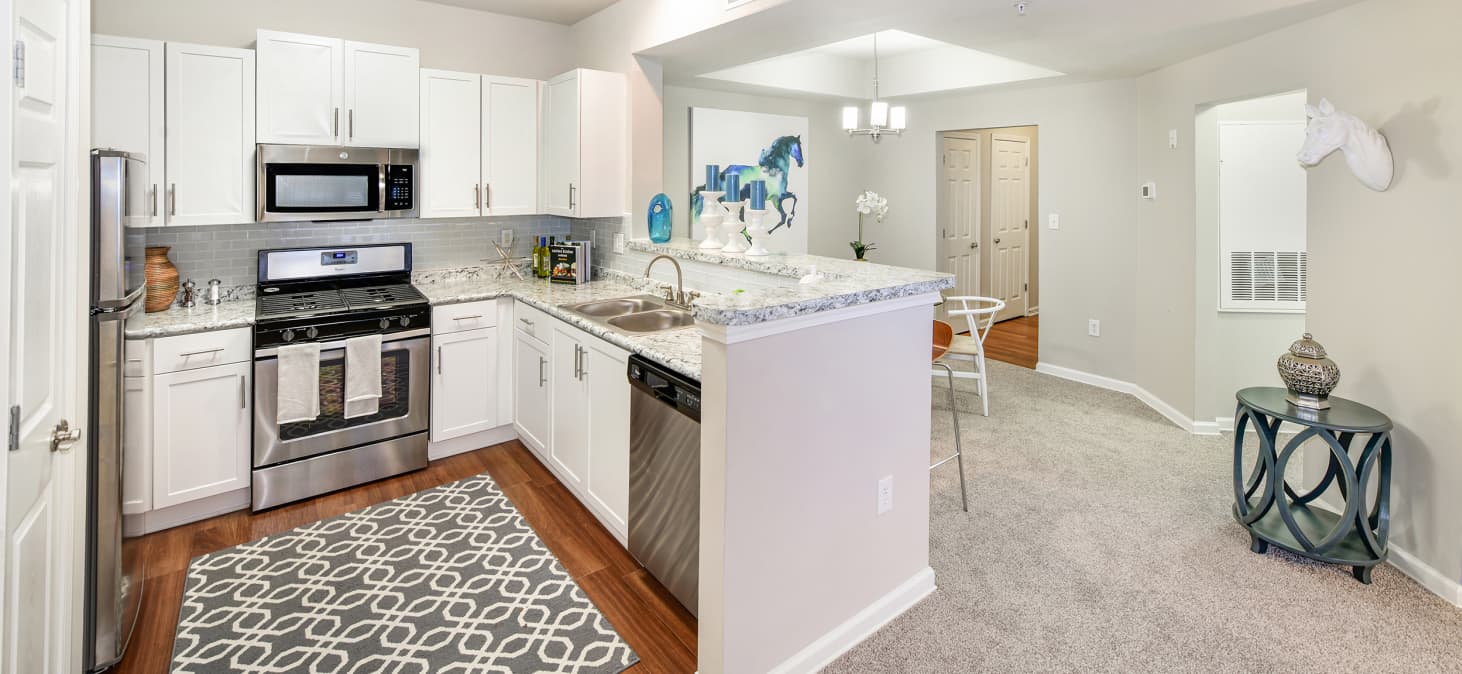 Kitchen at MAA Spring luxury apartment homes in Smyrna, GA