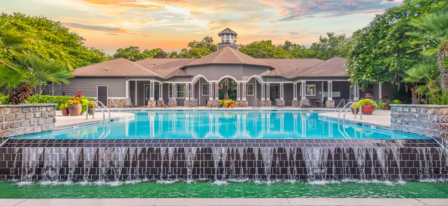 MAA Wilmington Island Apartments in Savannah, GA MAA