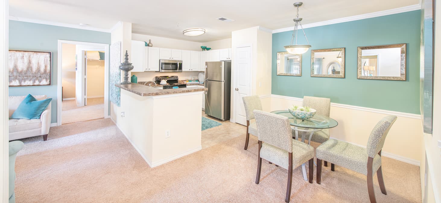 Dining area at MAA Arringdon luxury apartment homes in Morrisville, NC