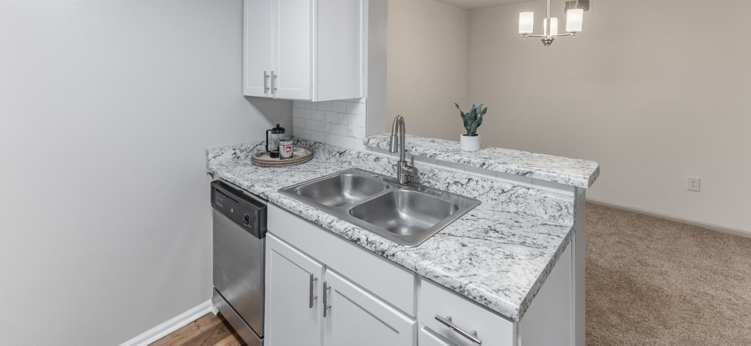 Kitchen at MAA Providence Main luxury apartment homes in Huntsville, AL