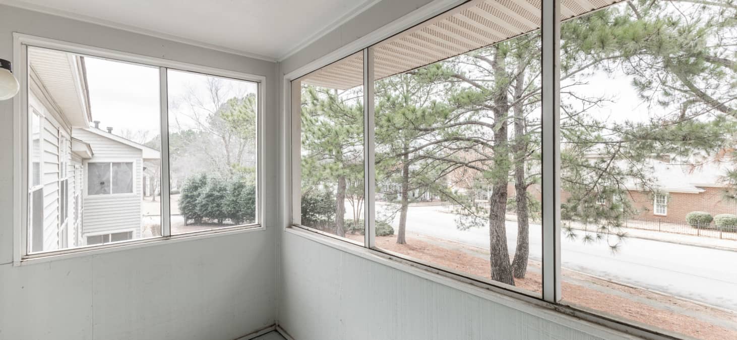 Balcony at MAA Providence Main luxury apartment homes in Huntsville, AL
