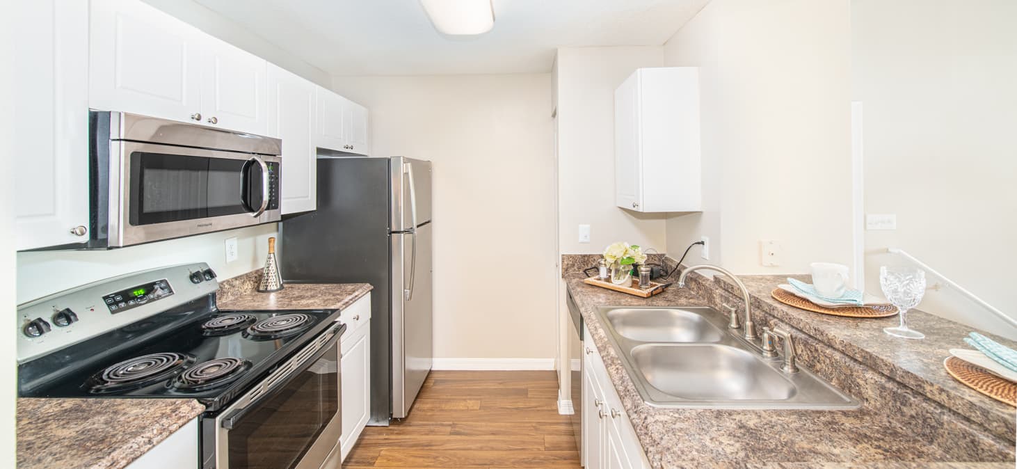 Kitchen at MAA Heather Glen luxury apartment homes in Orlando, FL