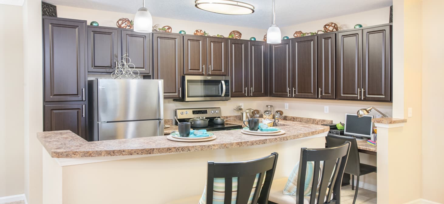 Kitchen at MAA Huntersville luxury apartment homes in Charlotte, NC