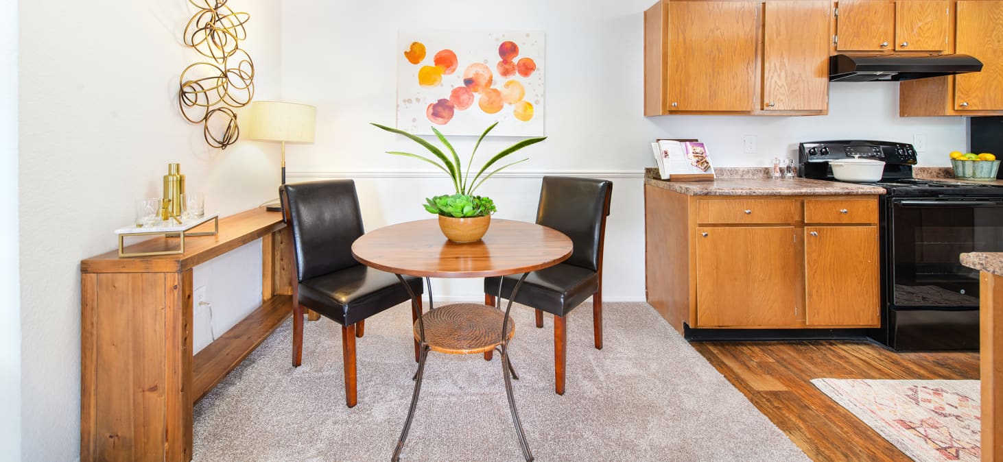 Kitchen and dining area at MAA Park luxury apartment homes in Hermitage, TN