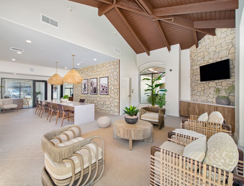 Resident Lounge at MAA Old Town Scottsdale in Scottsdale, AZ