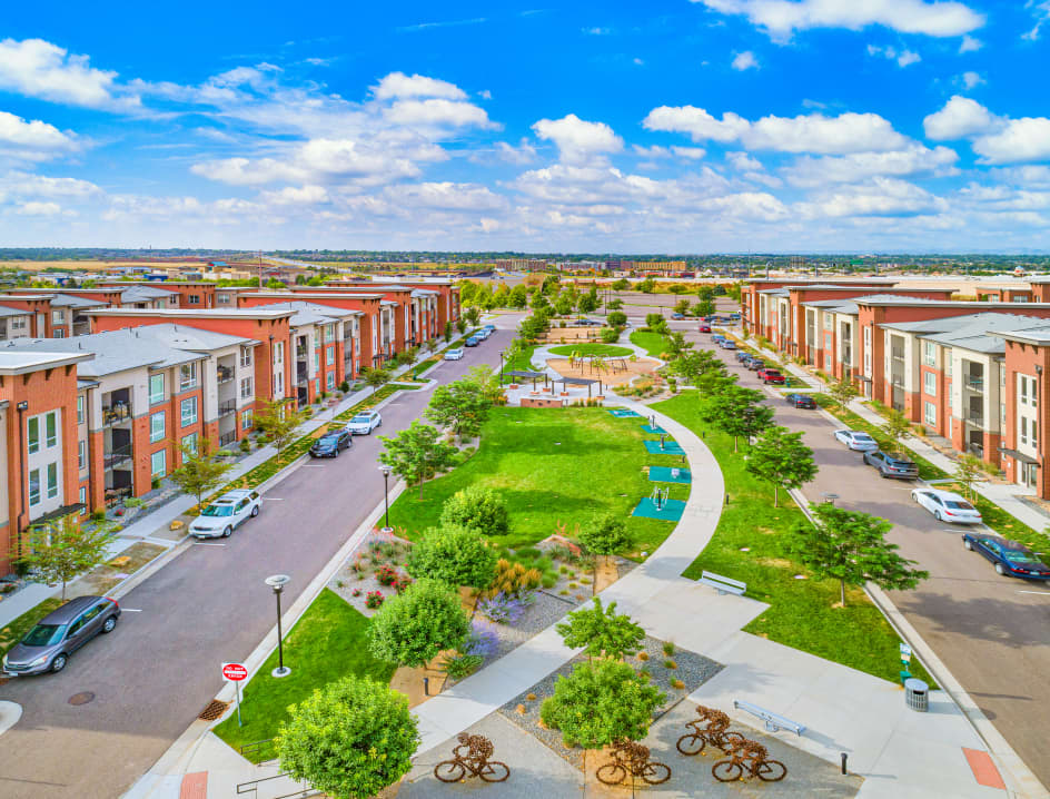Grounds at Sync36 luxury apartment homes in Westminster, CO
