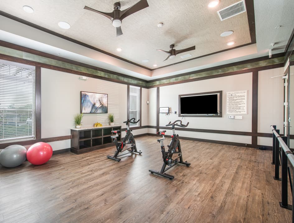 Studio at MAA Randal Lakes luxury apartment homes in Orlando, FL