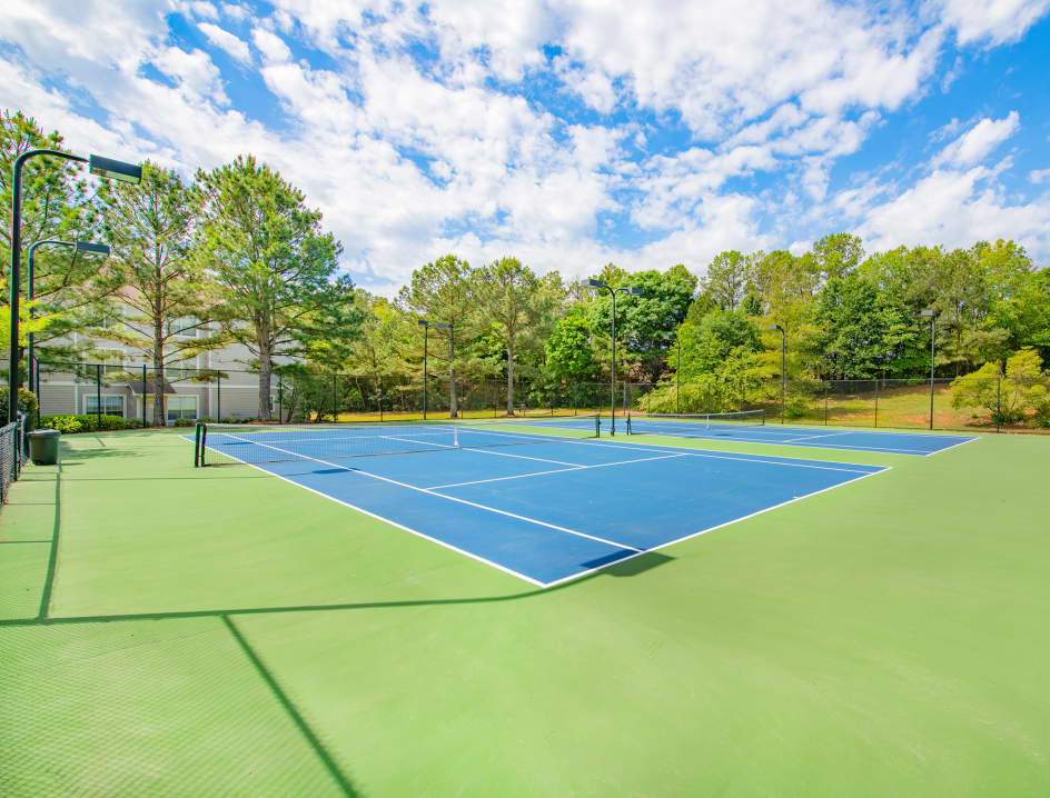 Tennis courts at MAA Prescott luxury apartment homes in Atlanta, GA