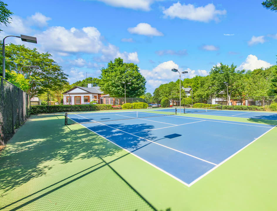 Tennis Court at MAA River Oaks luxury apartment homes in Duluth, GA