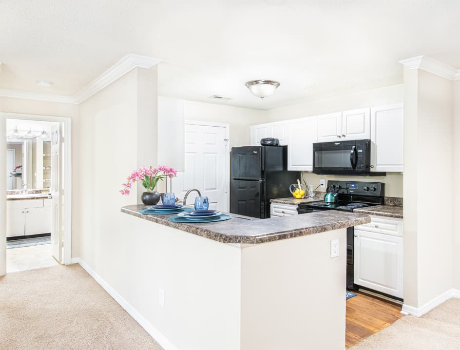 Kitchen at MAA Georgetown Grove luxury apartment homes in Savannah, GA