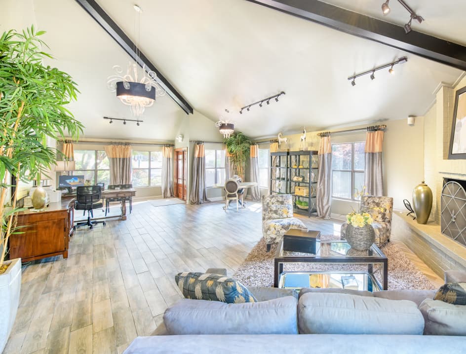 Clubhouse at Stonemill Village luxury apartment homes in Louisville, KY