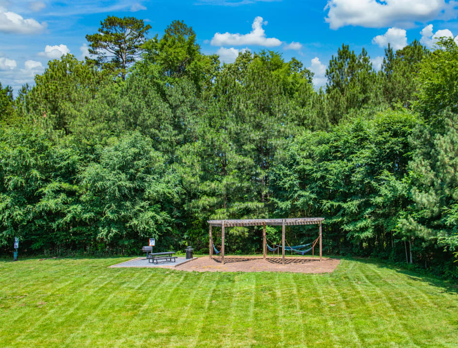Outdoor Hammocks at MAA Patterson in Durham, NC