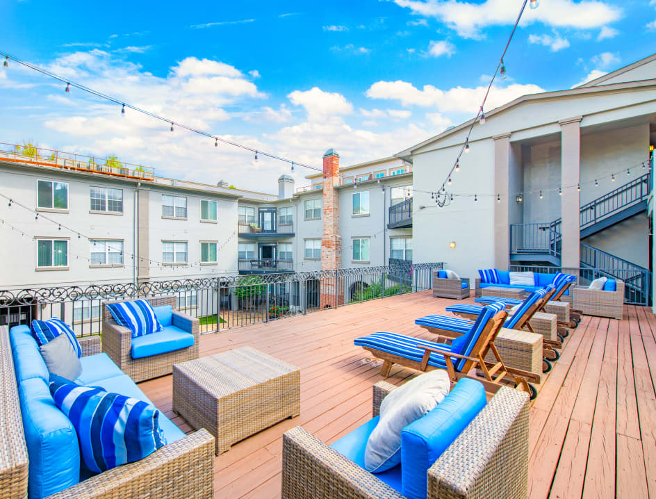 Patio deck at MAA Uptown Village luxury apartment homes in Dallas, TX