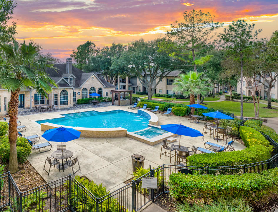 Pool at Park Place Houston luxury apartment homes in Houston, TX