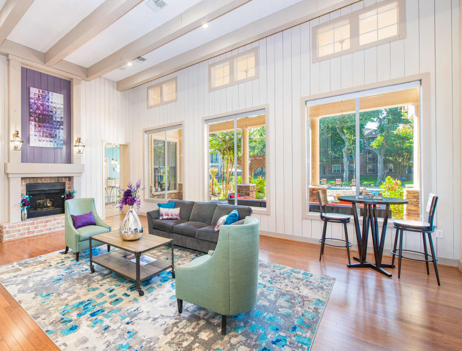 Clubhouse at Reserve at Woodwind Lakes luxury apartment homes in Houston, TX
