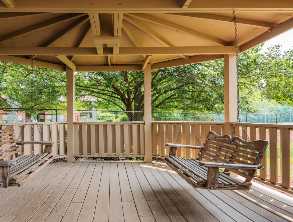 Gazebo at Colonial Village at Hampton Glen luxury apartment homes in Glen Allen, VA