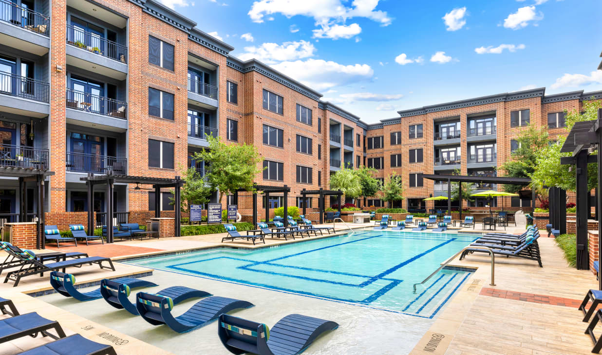 Pool at MAA Greater Heights luxury apartment homes in Houston, TX