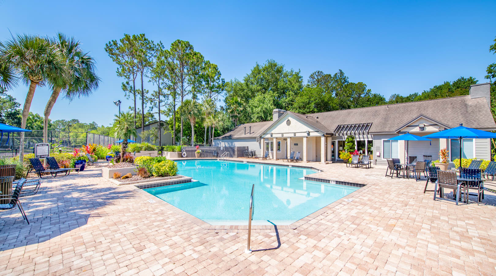 Woodhollow Luxury Apartments In Jacksonville Fl Maa