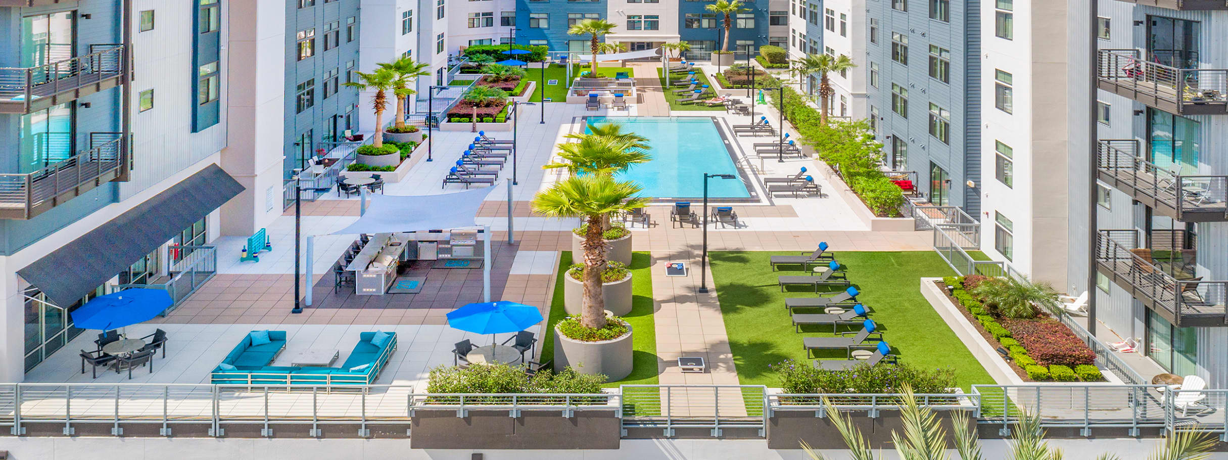 Pool at 220 Riverside luxury apartment homes in Jacksonville, FL