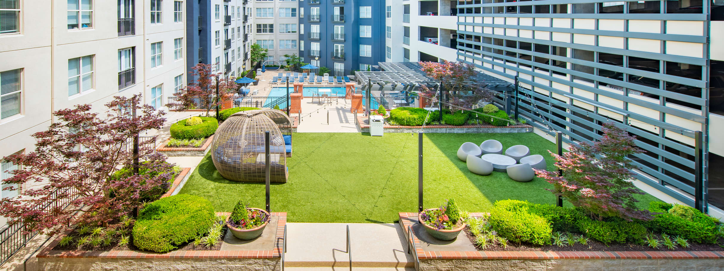Courtyard at MAA Buckhead luxury apartment homes in Atlanta, GA