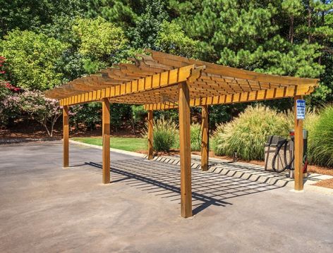 Landscape at Spring Creek luxury apartment homes in Greenville, SC