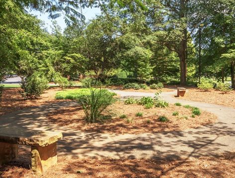 Landscape 2 at Spring Creek luxury apartment homes in Greenville, SC