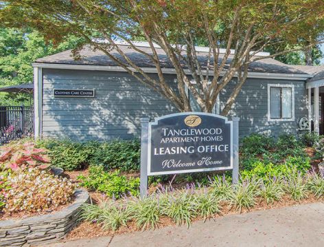 Signage at Tanglewood luxury apartment homes in Anderson, SC