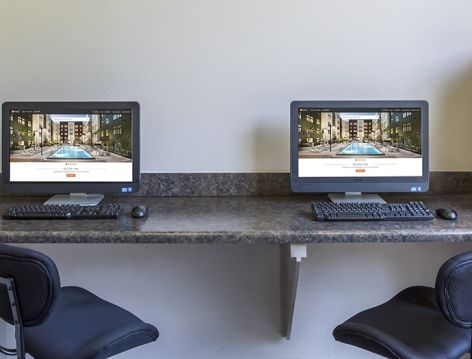 Business center at Reserve at Woodwind Lakes luxury apartment homes in Houston, TX