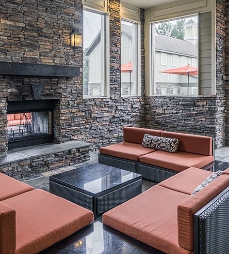 Lounge at Colonial Grand at McDaniel Farm luxury apartment homes in Atlanta, GA