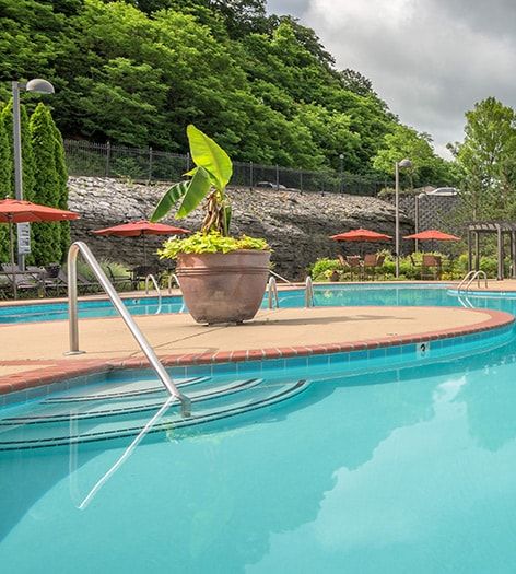 Pool at Grande View luxury apartment homes in Nashville, TN
