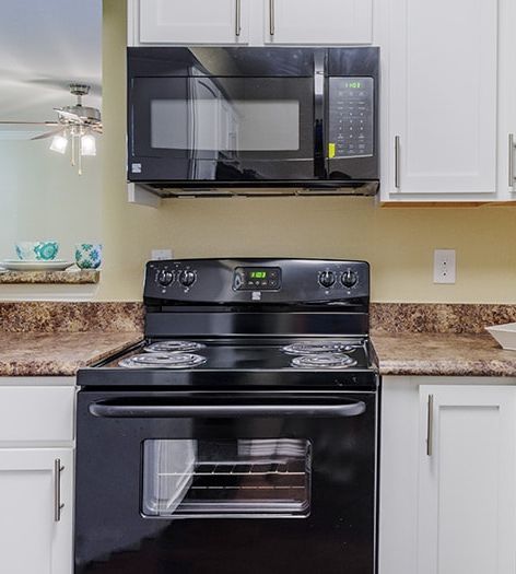 Kitchen at Stassney Woods luxury apartment homes in Austin, TX