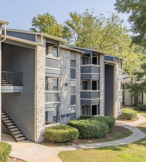 Exterior at Township in Hampton Woods luxury apartment homes in Hampton, VA