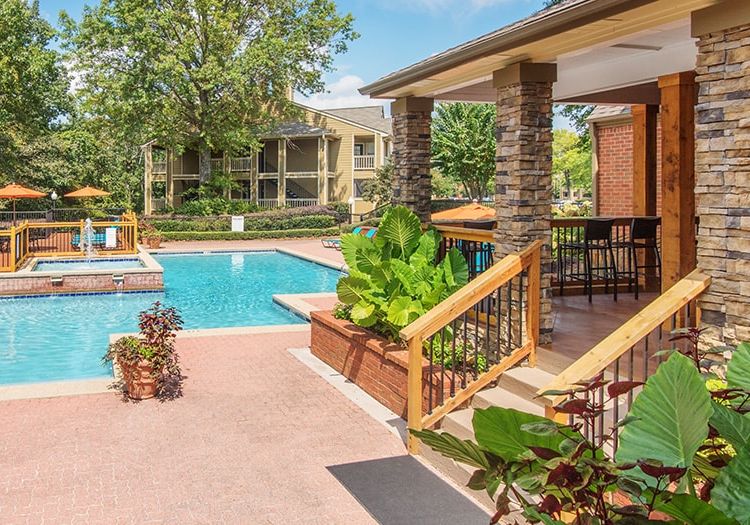 Pool at Eagle Ridge luxury apartment homes in Birmingham, AL