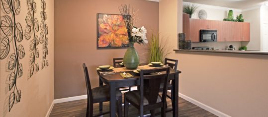 Dining Room at Sky View Ranch luxury apartment homes in Phoeniz, AZ