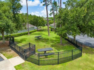 Dog park to MAA Traditions luxury apartment homes in Gulf Shores, AL