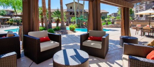 Covered outdoor seating at Sky View Ranch luxury apartment homes in Phoenix, AZ