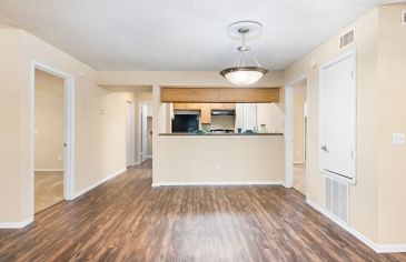 Model Kitchen and Dining at Lakeside Apartments in Jacksonville, FL