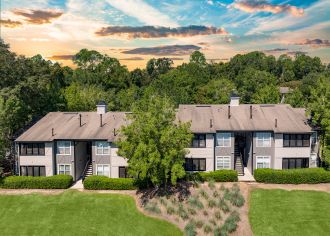 Exterior Building Shot at MAA Oak Grove in Tallahassee, FL