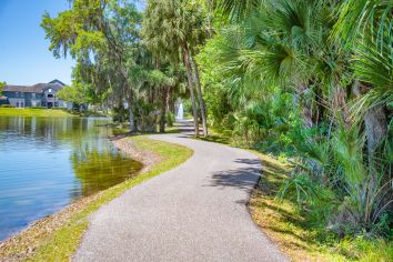 Walking Trail at MAA Seven Oaks in Tampa, FL