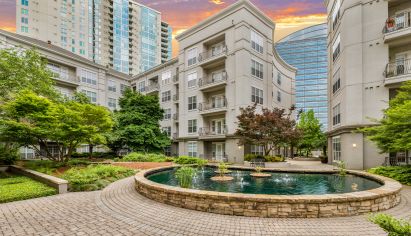 Courtyard at MAA Lenox luxury apartment homes in Atlanta, GA