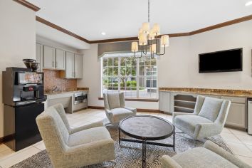 Lounge at MAA Lenox luxury apartment homes in Atlanta, GA