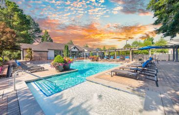 Pool at MAA Oglethorpe in Atlanta, GA