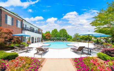 Luxury pool at MAA Spring luxury apartment homes in Smyrna, GA 